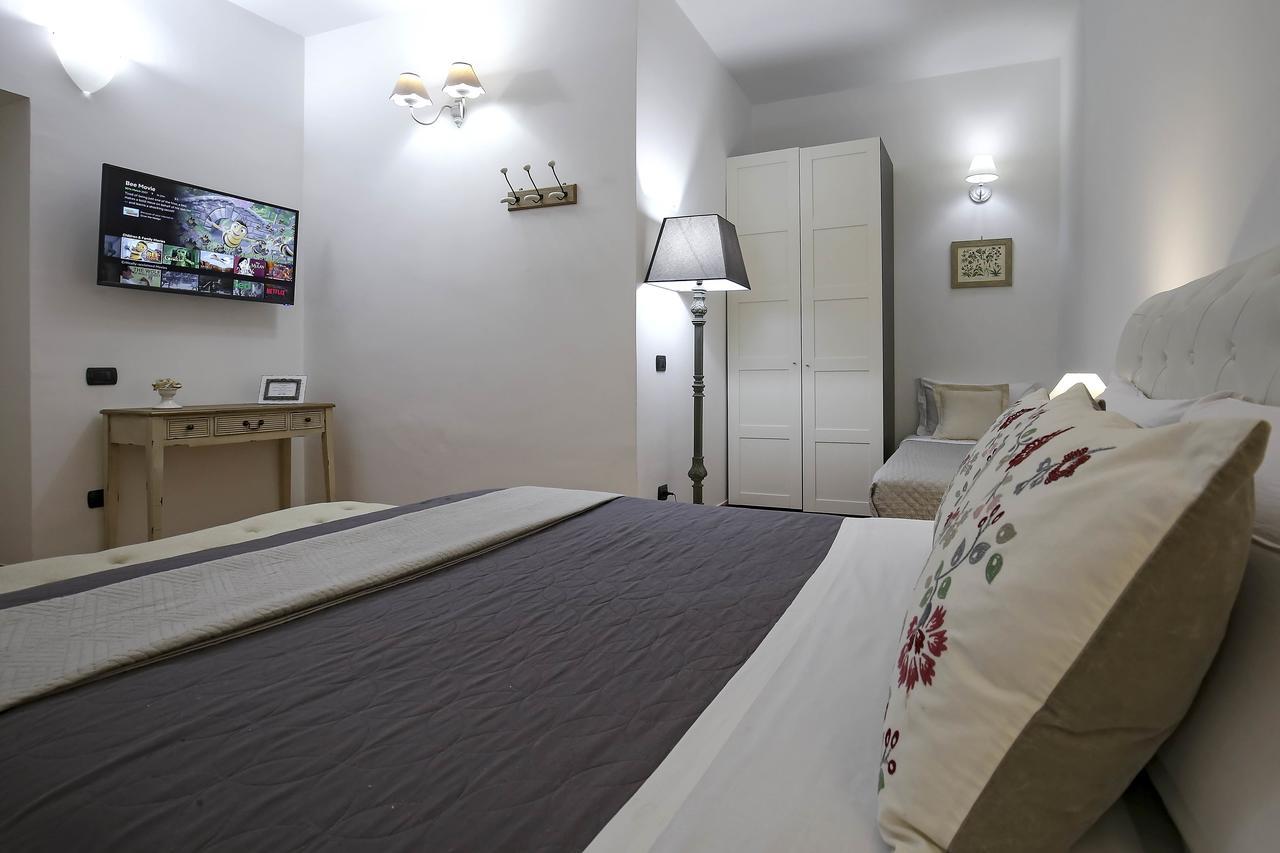 La Corte Segreta Bed & Breakfast 3*