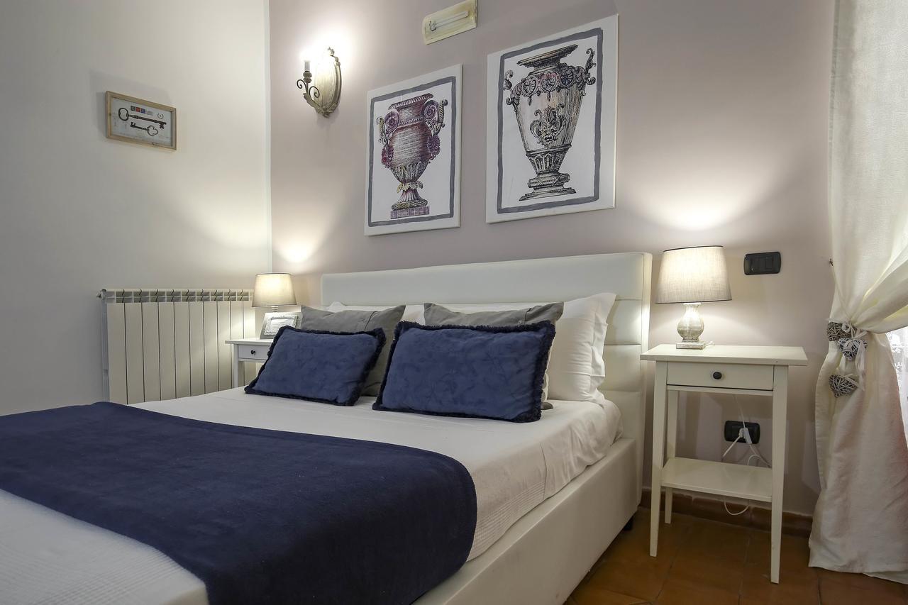 La Corte Segreta Bed & Breakfast