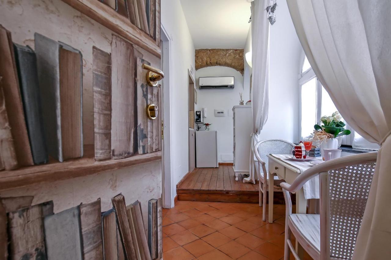 La Corte Segreta Bed & Breakfast 3*